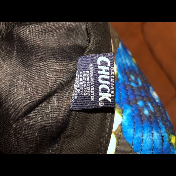 Bucket hat - Picture 3 of 3